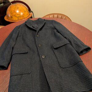 Elegant Blue Houndstooth Overcoat – Size Medium – Wool Blend